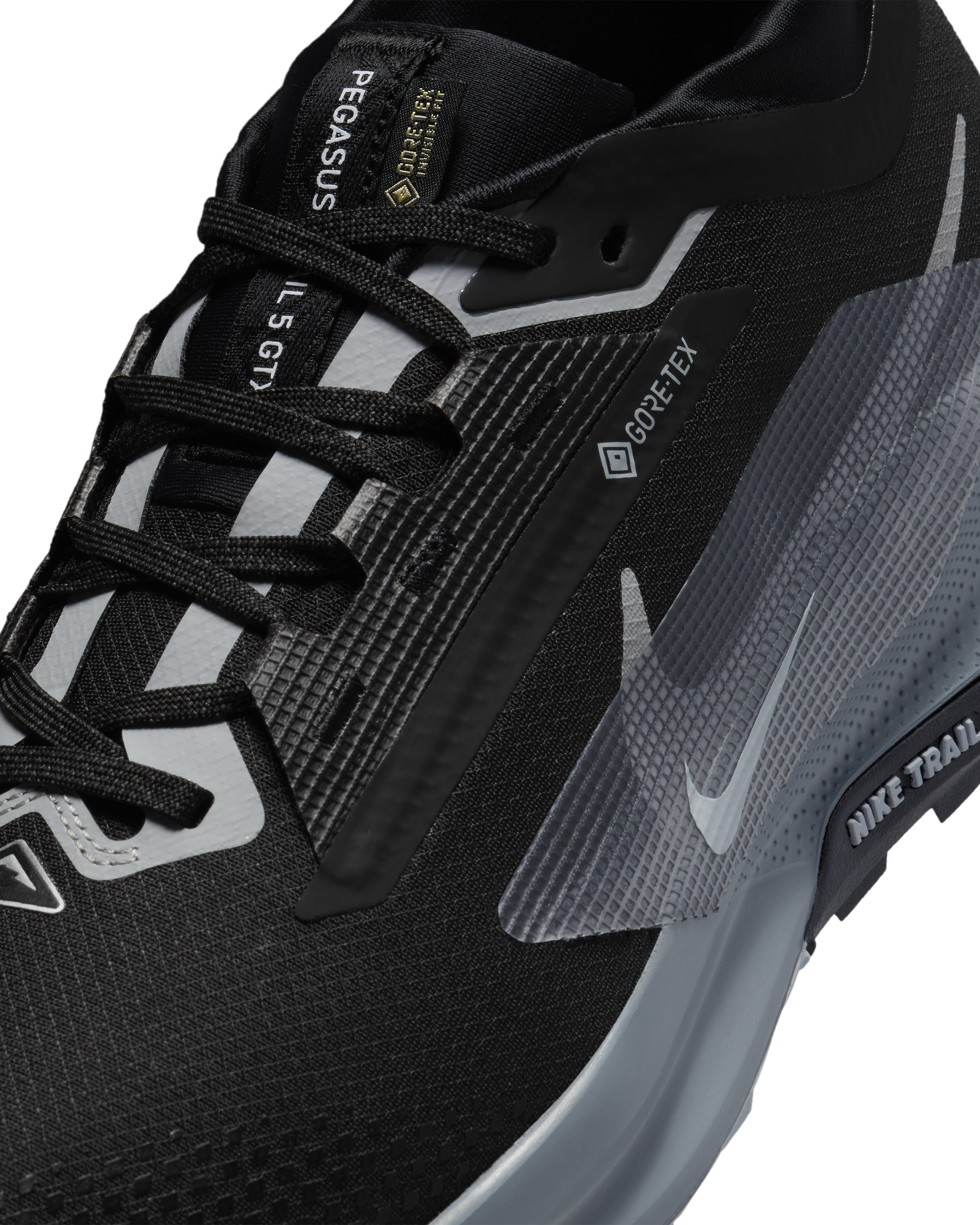 nike air trail running shoes