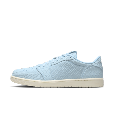 nike tennis classic ac prm
