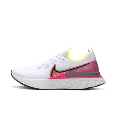 women's athletic shoes clearance