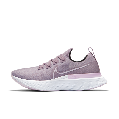 nike pink and purple running shoes