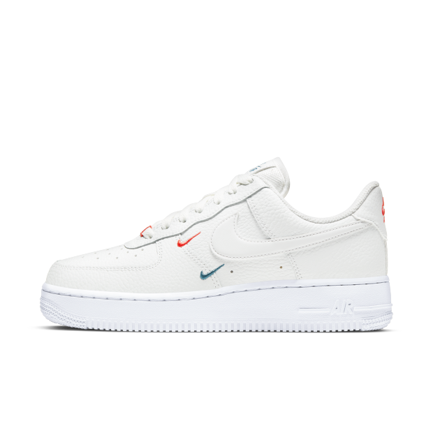 Nike Air Force 1 '07 ESS 女子運動鞋| Nike香港官方網上商店