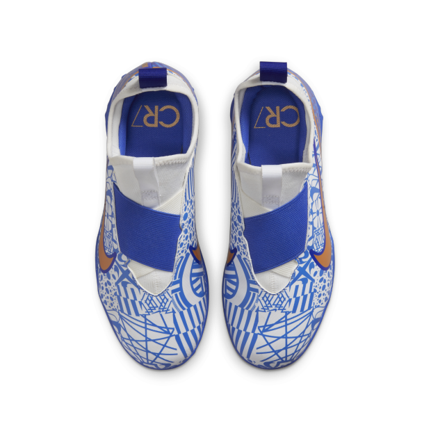 Nike Jr Zoom Vapor 15 ACAD CR7 TF CR7 ç³»åå¹¼ç«¥/å¤§ç«¥äººé å ´å°è¶³çç«¥é | Nikeé¦æ¸¯å®æ¹ç¶²ä¸ååº