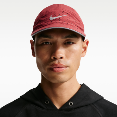 nike cap sportswear