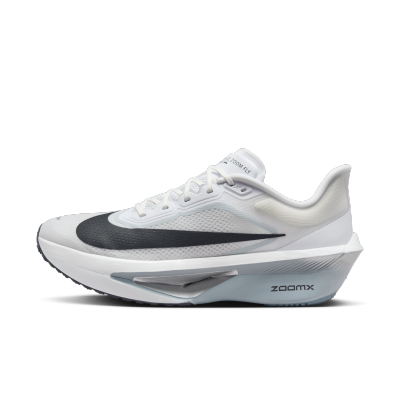 nike zoom fly 2021