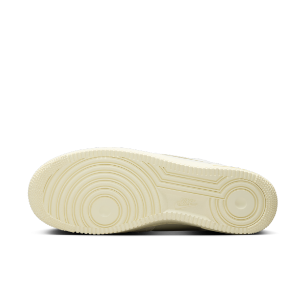 Nike Air Force 1 '07 LX 男子運動鞋| Nike香港官方網上商店